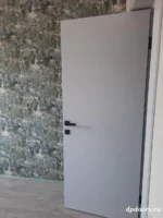 Глянцевая дверь Карда R1