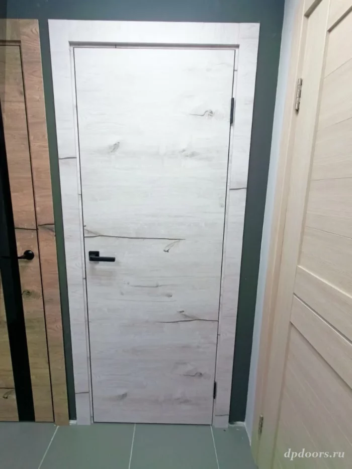 Межкомнатная дверь Royal R1