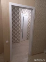 Белая межкомнатная дверь К8