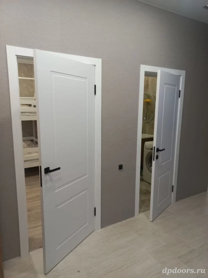 Белые красивые межкомнатные двери P2
