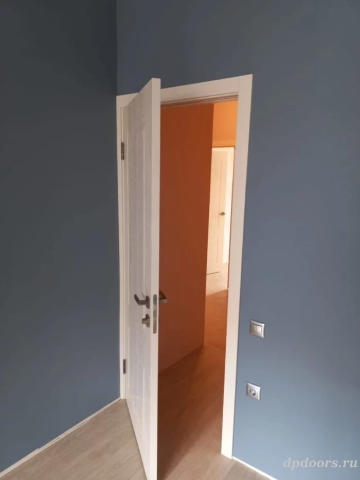 Дверь межкомнатная из дерева P4