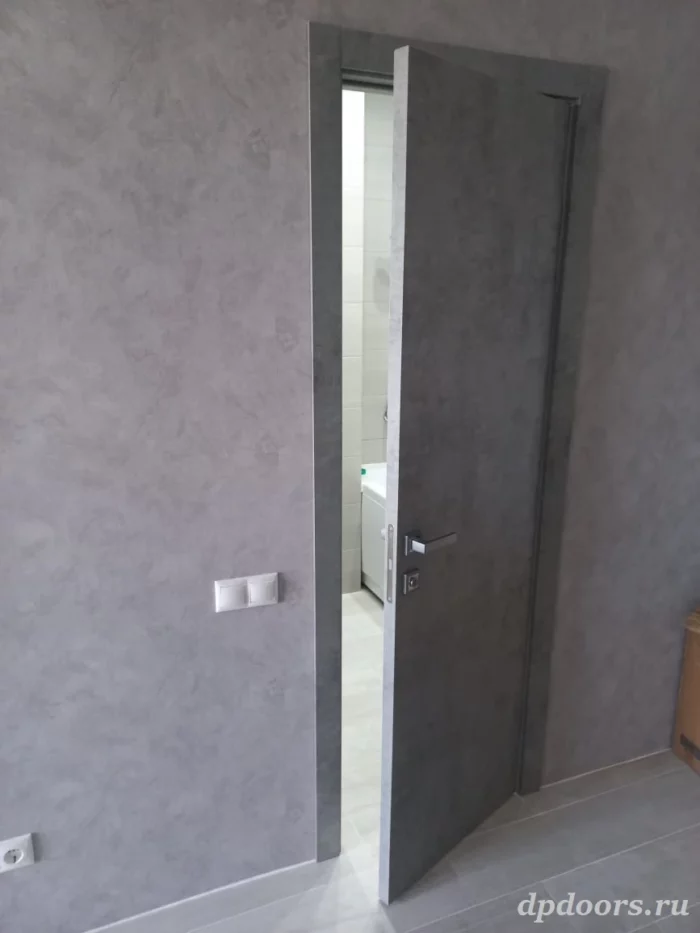 Дверь межкомнатная минимализм К1