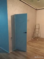 Дверь скрытого монтажа под штукатурку
