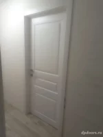 Межкомнатная дверь Белая из массива О2