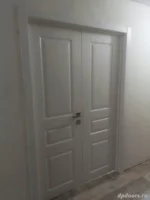 Надежная массивная дверь в комнату О2