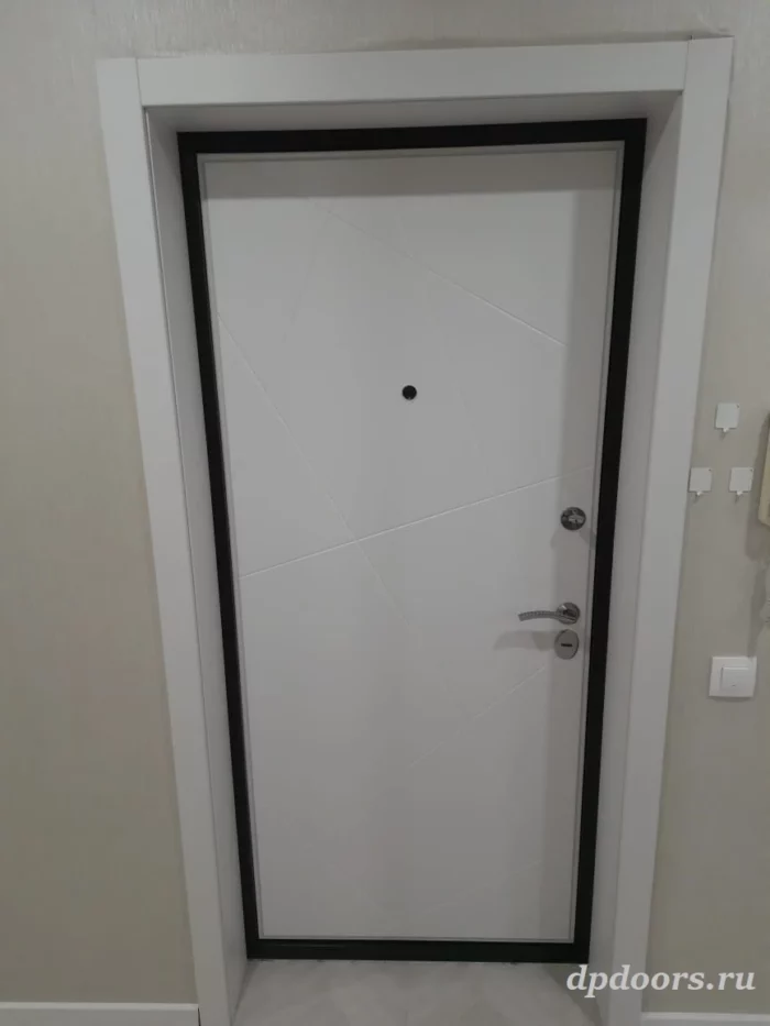 Панель входной двери как межкомнатная Панель входной двери как межкомнатная