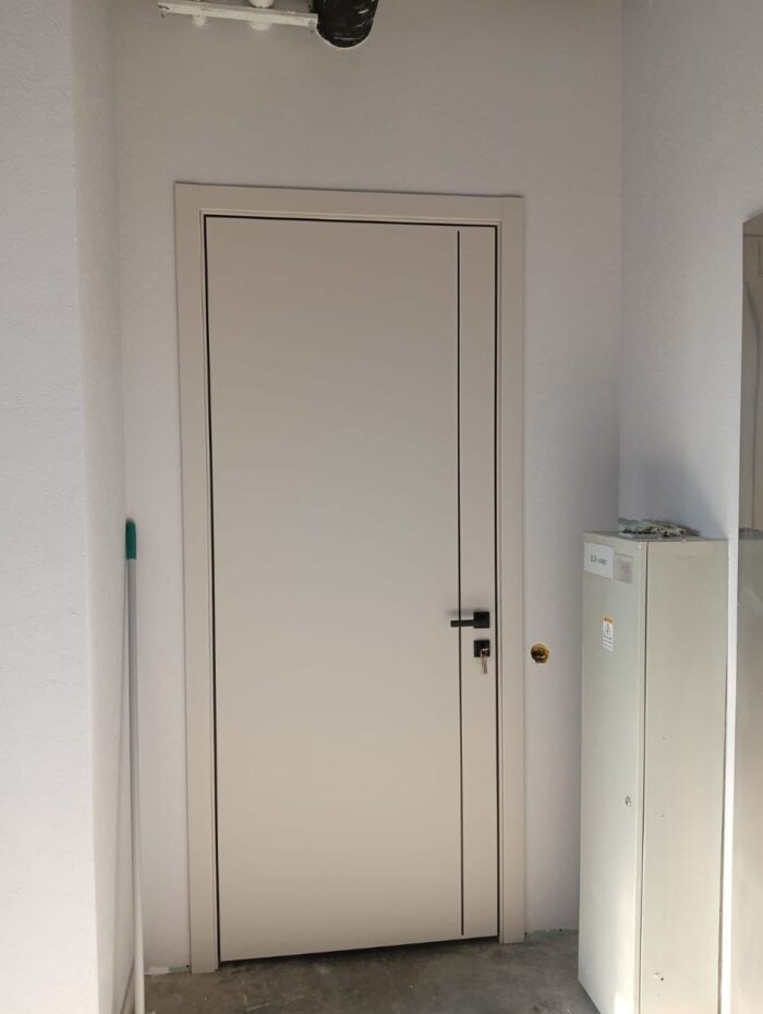 Межкомнатная дверь Хай ТЕк Х1 в интерьере