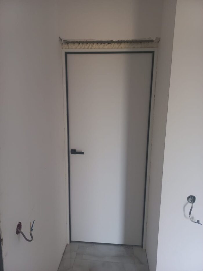 Скрытая дверь алюминиевая кромка c 4х сторон. НА СЕБЯ. ПОЛНЫЙ КОМПЛЕКТ — изображение 4