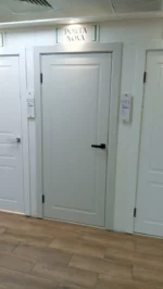 Межкомнатная дверь Porta Nova Neo 01 смоки в интерьере