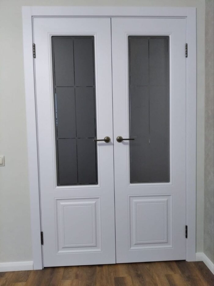 Двери Милан остекленная М2